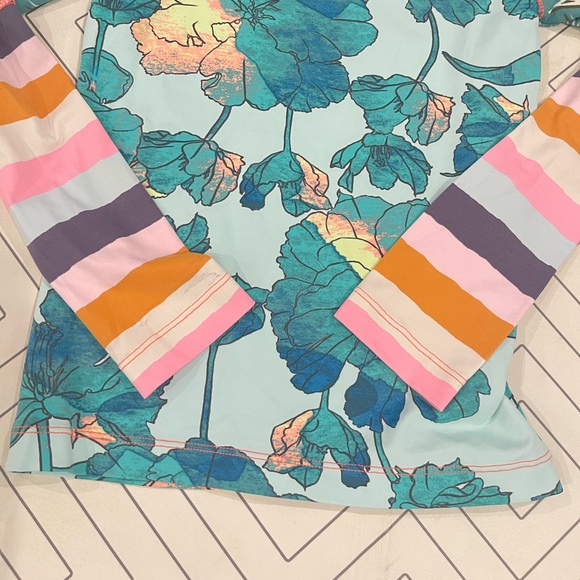 Maaji Multi Pattern Rash-guard - Picture 9 of 10